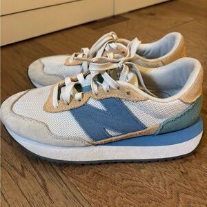 New Balance 237 Sneakers
